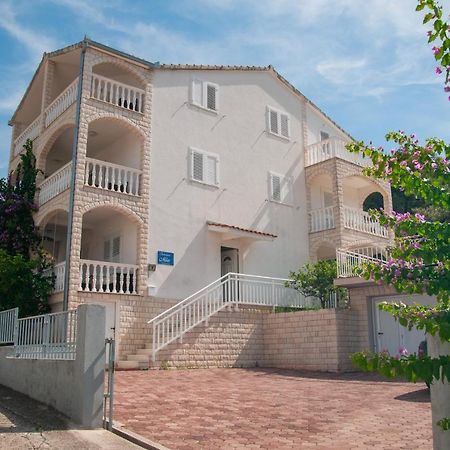 Villa Mia Trogir Bagian luar foto