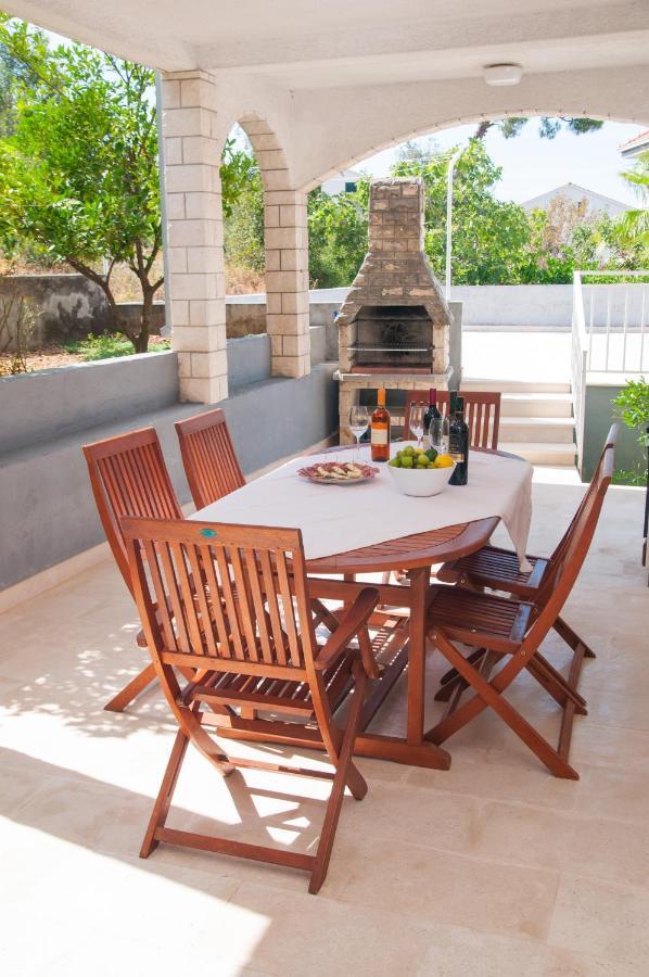 Villa Mia Trogir Bagian luar foto