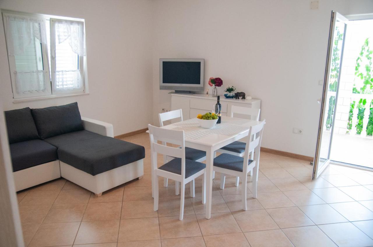 Villa Mia Trogir Bagian luar foto