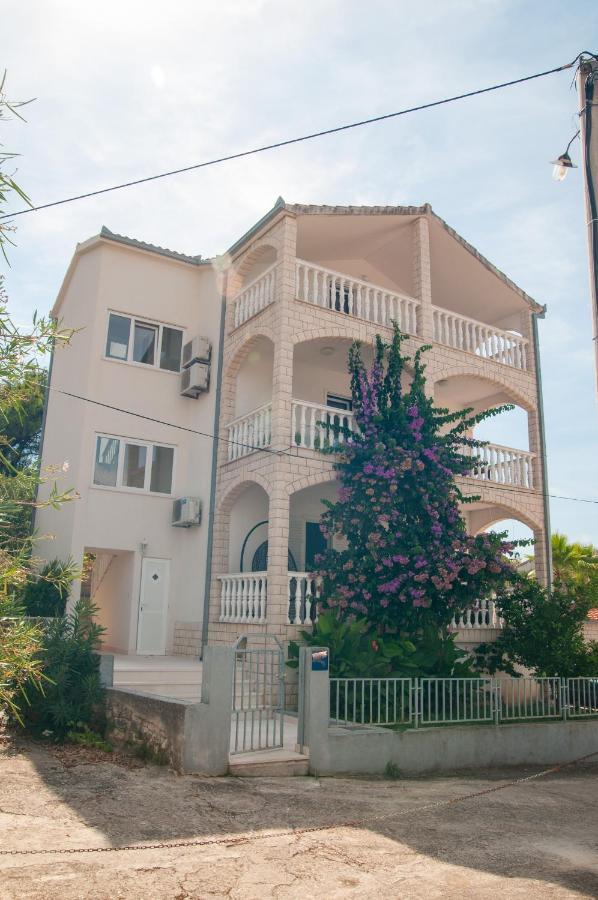 Villa Mia Trogir Bagian luar foto